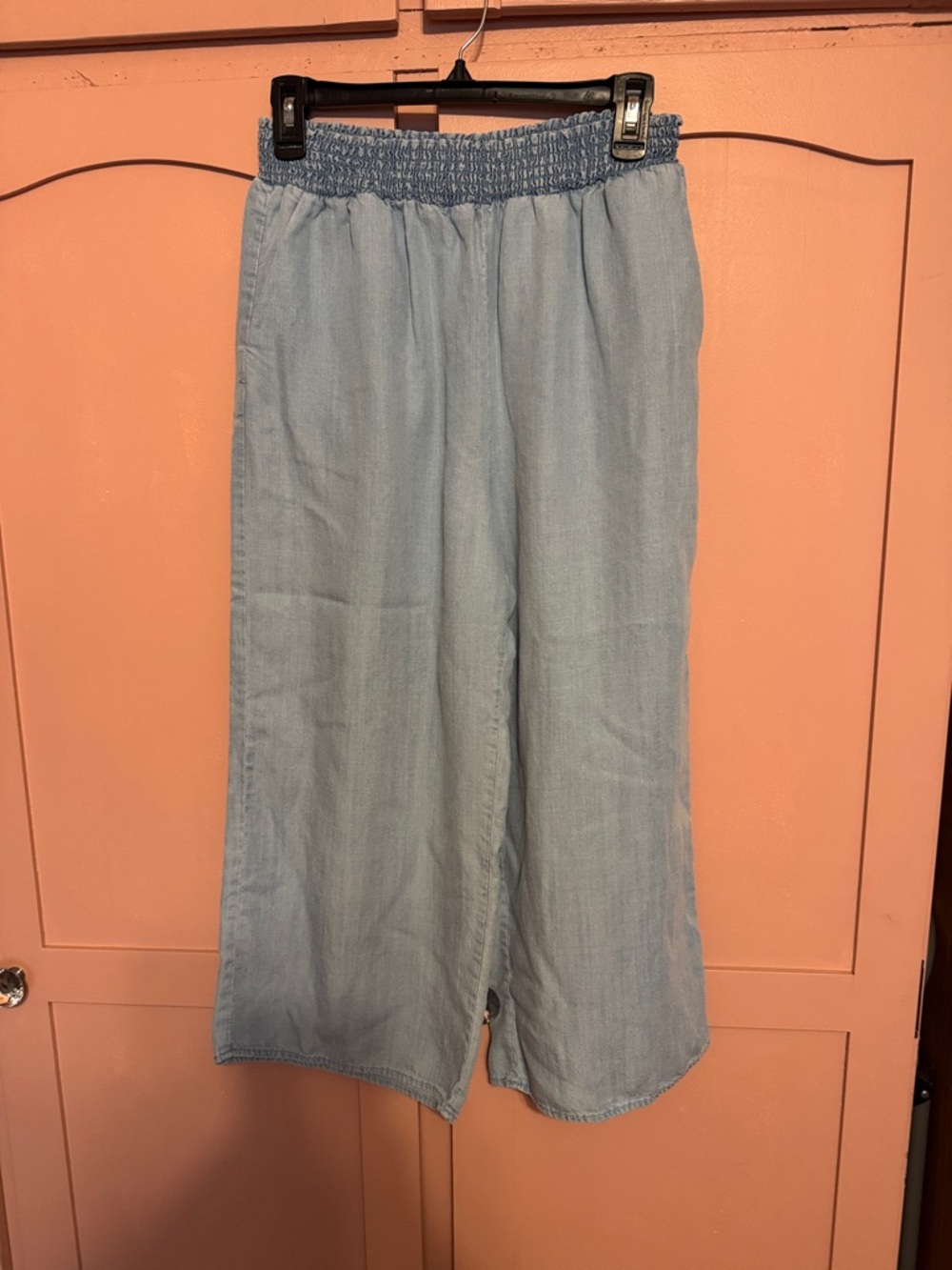 Velvet Heart Light Blue Cropped Wide-Leg Pants